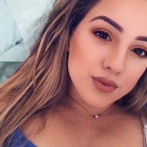 Meet your Posher, Lorissa